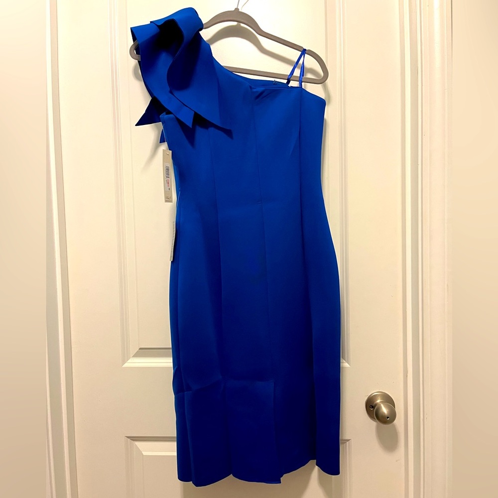 NWT Eliza J blue cocktail dress size 10 with stretch. Beautiful and fun!